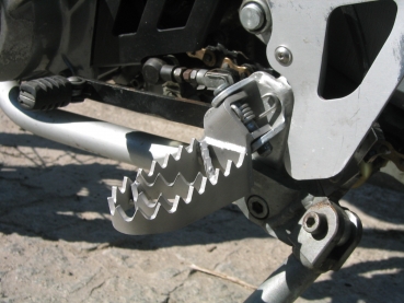 "Bear trap" 3cm lower Rallye-footpegs for all MZ Baghira and MZ Mastiff
